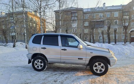Chevrolet Niva I рестайлинг, 2004 год, 310 000 рублей, 30 фотография