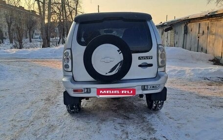 Chevrolet Niva I рестайлинг, 2004 год, 310 000 рублей, 31 фотография