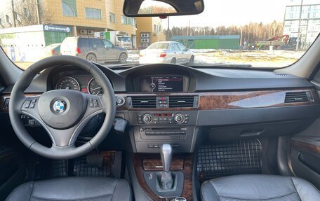 BMW 3 серия, 2009 год, 1 200 000 рублей, 12 фотография