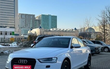 Audi A4, 2014 год, 1 689 000 рублей, 10 фотография