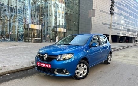 Renault Sandero II рестайлинг, 2016 год, 999 000 рублей, 1 фотография