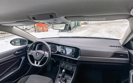 Volkswagen Jetta VI, 2018 год, 1 850 000 рублей, 26 фотография