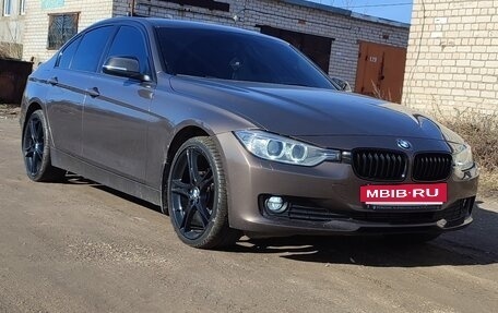 BMW 3 серия, 2014 год, 2 000 000 рублей, 12 фотография