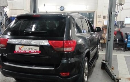 Jeep Grand Cherokee, 2011 год, 1 730 000 рублей, 3 фотография