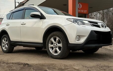 Toyota RAV4, 2013 год, 1 700 000 рублей, 2 фотография