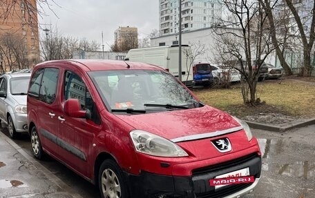 Peugeot Partner II рестайлинг 2, 2009 год, 500 000 рублей, 3 фотография