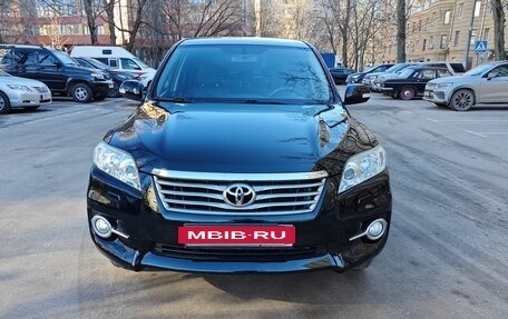 Toyota RAV4, 2011 год, 1 530 000 рублей, 2 фотография