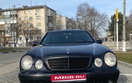 Mercedes-Benz E-Класс, 2001 год, 780 000 рублей, 4 фотография