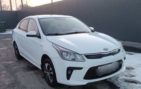 KIA Rio IV, 2017 год, 1 300 000 рублей, 3 фотография