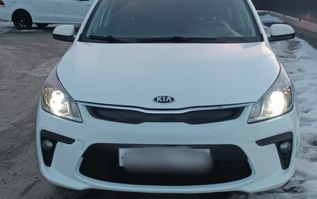 KIA Rio IV, 2017 год, 1 300 000 рублей, 4 фотография