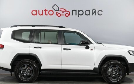 Toyota Land Cruiser, 2023 год, 13 990 000 рублей, 8 фотография