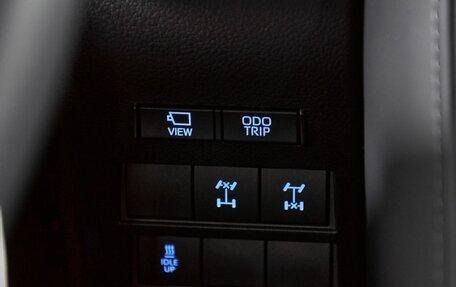 Toyota Land Cruiser, 2023 год, 13 990 000 рублей, 14 фотография