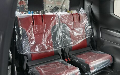 Toyota Land Cruiser, 2023 год, 13 990 000 рублей, 19 фотография