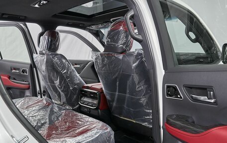 Toyota Land Cruiser, 2023 год, 13 990 000 рублей, 25 фотография