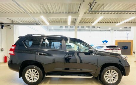 Toyota Land Cruiser Prado 150 рестайлинг 2, 2015 год, 4 099 900 рублей, 7 фотография