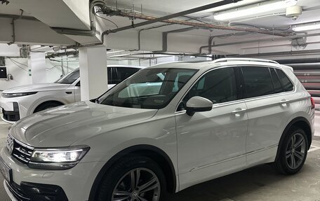 Volkswagen Tiguan II, 2019 год, 3 700 000 рублей, 1 фотография