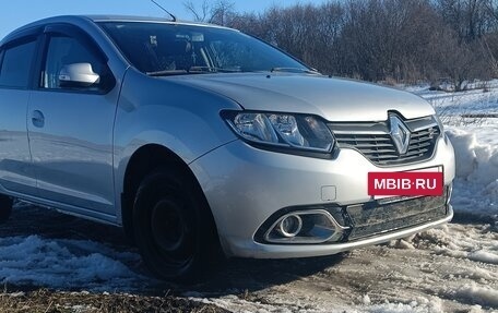 Renault Logan II, 2015 год, 700 000 рублей, 5 фотография