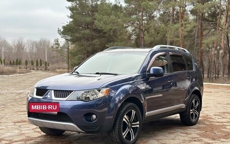 Mitsubishi Outlander III рестайлинг 3, 2008 год, 1 095 000 рублей, 2 фотография