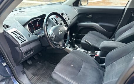 Mitsubishi Outlander III рестайлинг 3, 2008 год, 1 095 000 рублей, 19 фотография