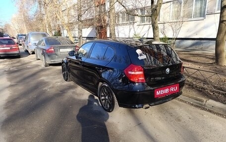 BMW 1 серия, 2010 год, 670 000 рублей, 11 фотография