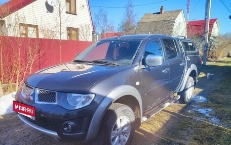 Mitsubishi L200 IV рестайлинг, 2012 год, 2 100 000 рублей, 3 фотография