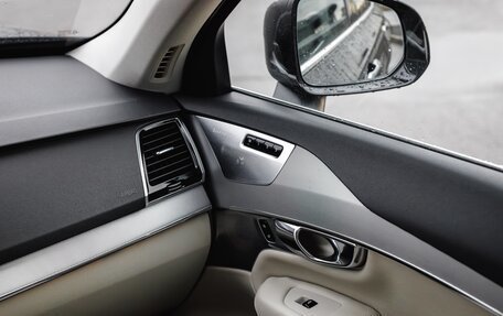 Volvo XC90 II рестайлинг, 2015 год, 2 800 000 рублей, 12 фотография