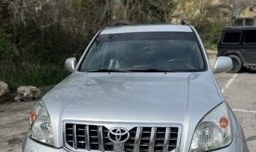 Toyota Land Cruiser Prado 120 рестайлинг, 2005 год, 2 350 000 рублей, 2 фотография