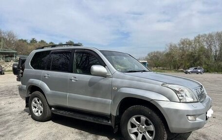 Toyota Land Cruiser Prado 120 рестайлинг, 2005 год, 2 350 000 рублей, 4 фотография