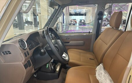 Toyota Land Cruiser 70, 2022 год, 8 500 000 рублей, 5 фотография