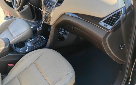 Hyundai Santa Fe III рестайлинг, 2012 год, 1 850 000 рублей, 3 фотография