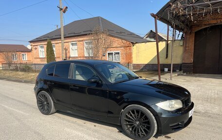 BMW 1 серия, 2006 год, 690 000 рублей, 3 фотография