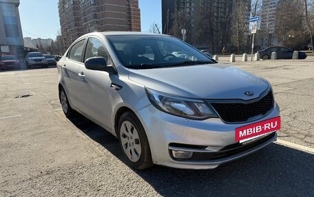 KIA Rio III рестайлинг, 2015 год, 840 000 рублей, 12 фотография