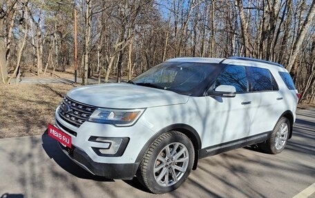 Ford Explorer VI, 2016 год, 2 400 000 рублей, 2 фотография