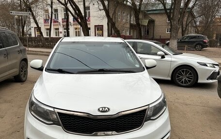 KIA Rio III рестайлинг, 2016 год, 1 300 000 рублей, 4 фотография