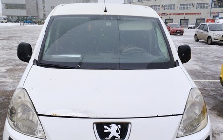 Peugeot Partner II рестайлинг 2, 2010 год, 390 000 рублей, 11 фотография