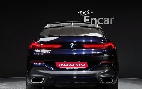 BMW X6, 2022 год, 11 315 000 рублей, 2 фотография