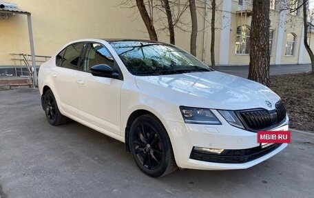 Skoda Octavia, 2018 год, 1 990 000 рублей, 8 фотография