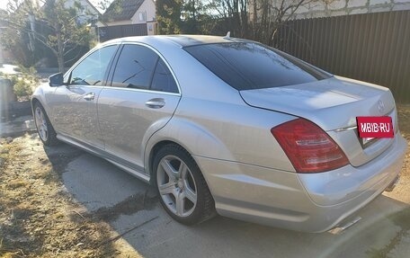 Mercedes-Benz S-Класс, 2008 год, 1 300 000 рублей, 2 фотография