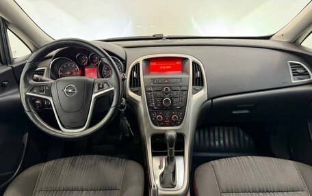 Opel Astra J, 2011 год, 769 000 рублей, 6 фотография