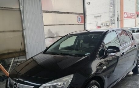 Opel Astra J, 2011 год, 769 000 рублей, 11 фотография