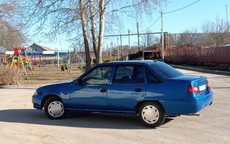 Daewoo Nexia I рестайлинг, 2008 год, 250 000 рублей, 2 фотография