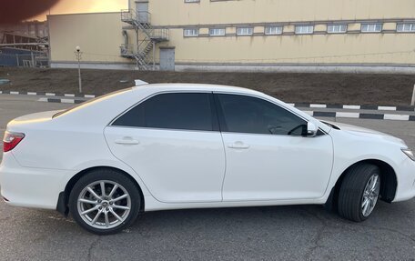 Toyota Camry, 2015 год, 2 370 000 рублей, 6 фотография