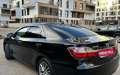 Toyota Camry, 2017 год, 2 250 000 рублей, 6 фотография