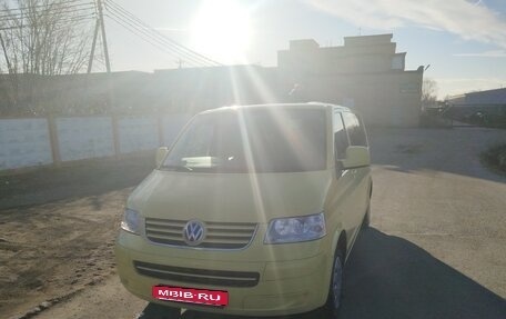 Volkswagen Caravelle T5, 2009 год, 1 200 000 рублей, 2 фотография