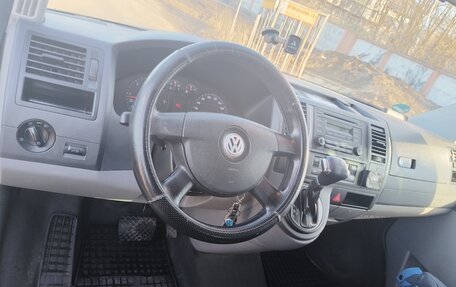 Volkswagen Caravelle T5, 2009 год, 1 200 000 рублей, 6 фотография