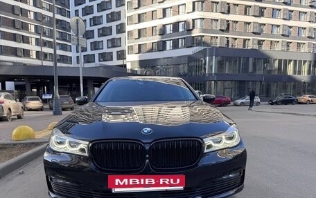 BMW 7 серия, 2016 год, 4 050 000 рублей, 13 фотография