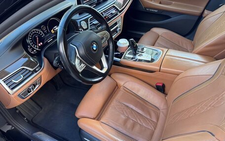 BMW 7 серия, 2016 год, 4 050 000 рублей, 30 фотография