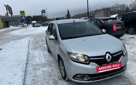 Renault Logan II, 2016 год, 720 000 рублей, 5 фотография