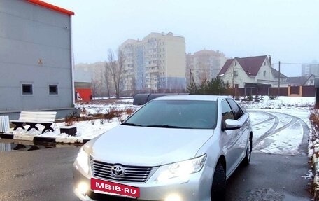 Toyota Camry, 2013 год, 1 650 000 рублей, 10 фотография