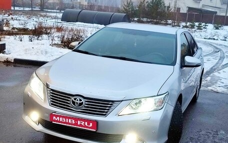 Toyota Camry, 2013 год, 1 650 000 рублей, 7 фотография